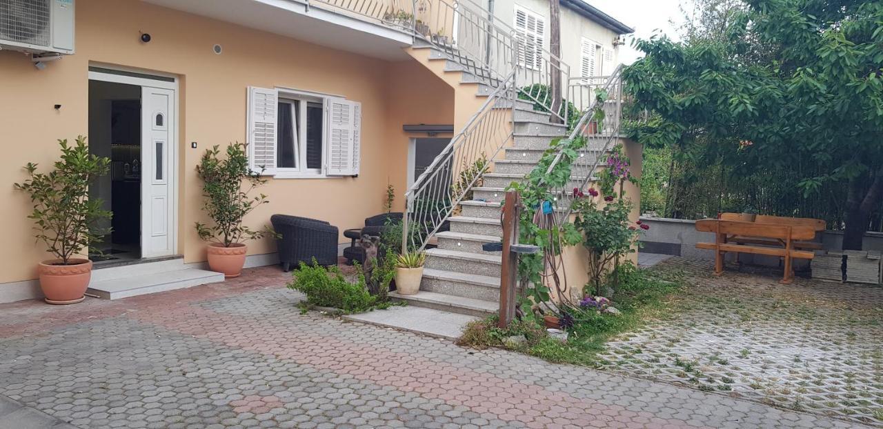 South Gate Apartment